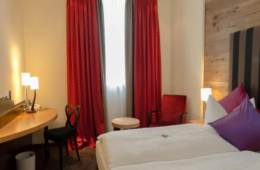 בורגהאוזן Hotel Post מראה חיצוני תמונה